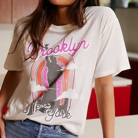 Anthropologie Tops - Letluv Anthropologie Brooklyn New York Graphic Tee
